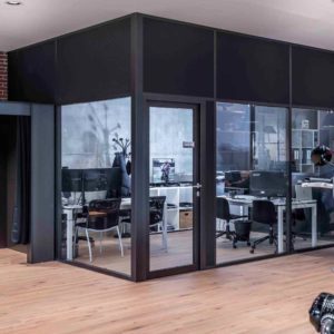 Cloisons de bureau à Annecy - Concession BMW - Cloisons TIASO AZ 78mm et J-AZ 40mm